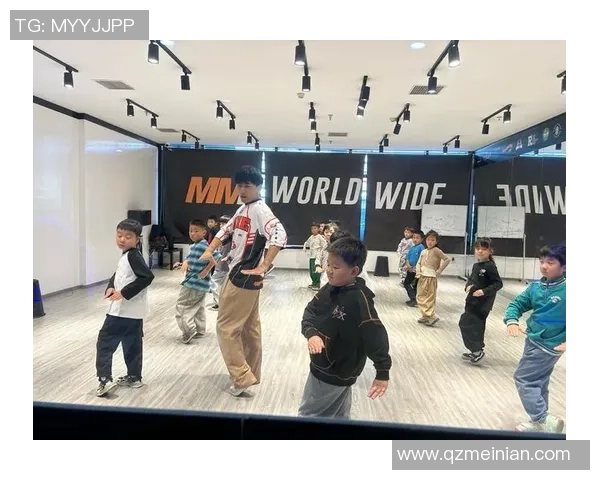 南京街舞队灵活性创新高引领街舞潮流新风尚